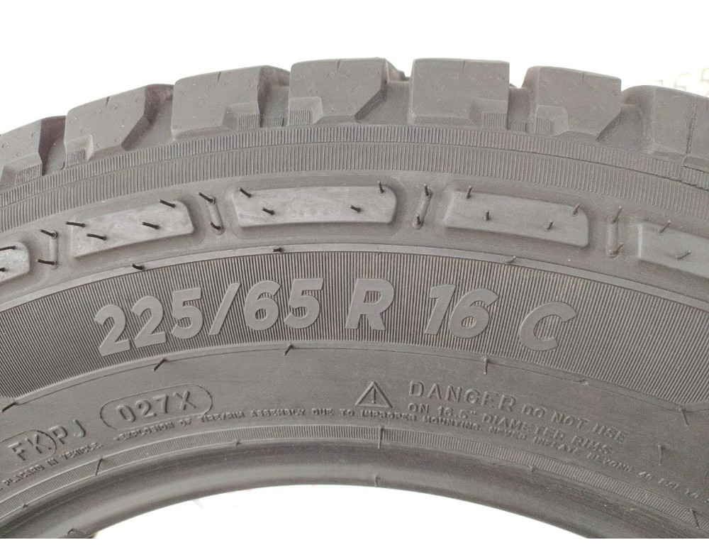225/65 R16C MICHELIN AGILIS CROSSCLIMATE 7mm