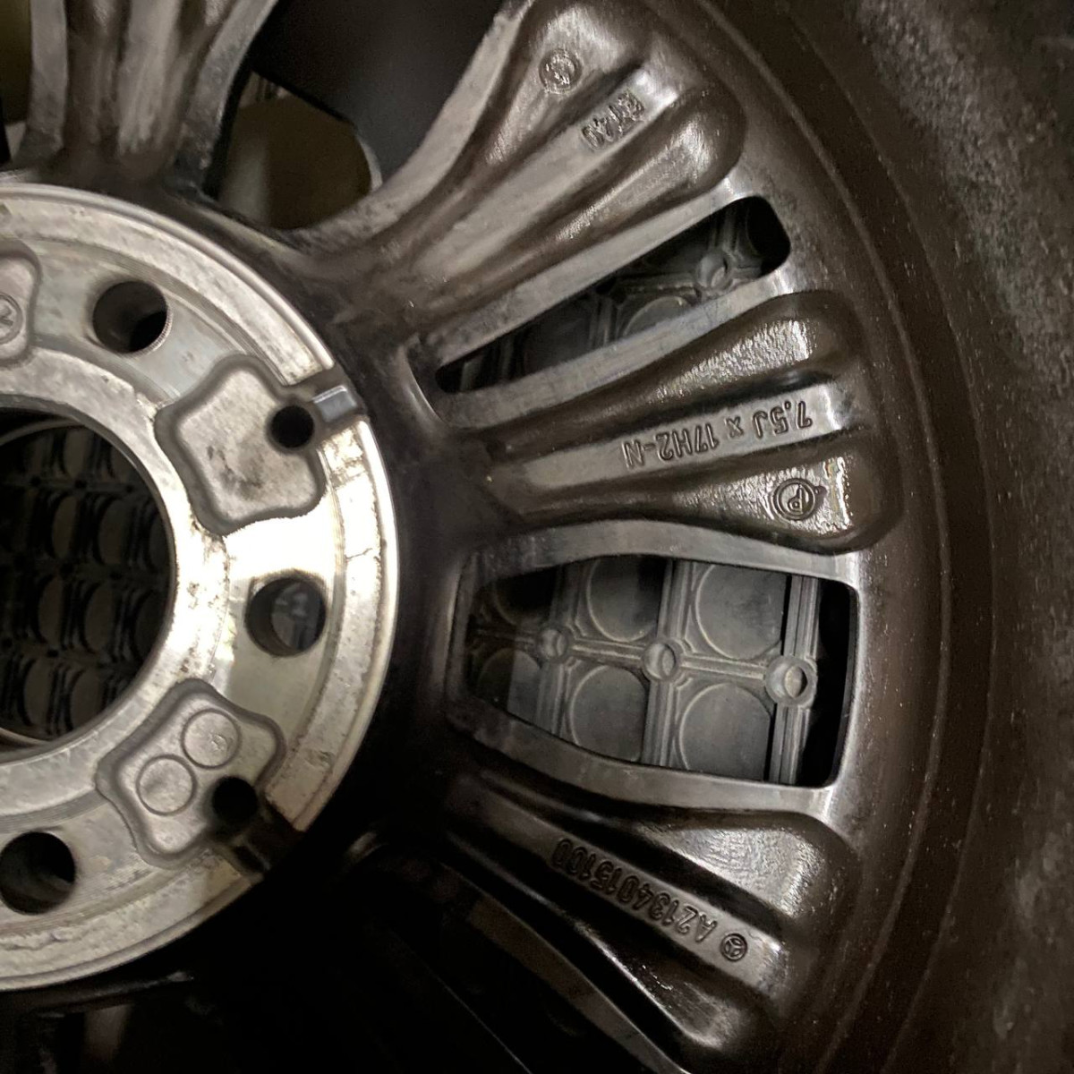 ДИСКИ БУ MERCEDES A2134015100 R17 7.5J PCD 5X112 ET40 DIA66.6 BKF