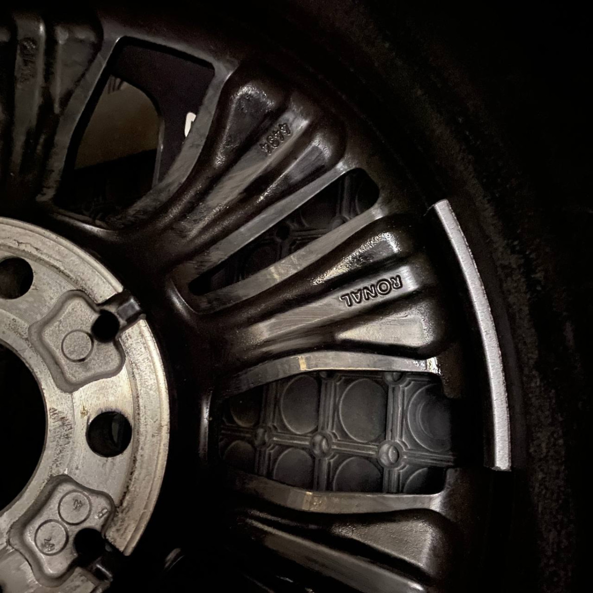 ДИСКИ БУ MERCEDES A2134015100 R17 7.5J PCD 5X112 ET40 DIA66.6 BKF