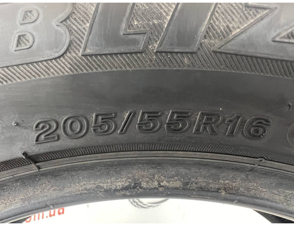 205/55 R16 BRIDGESTONE BLIZZAK REVO GZ 7mm