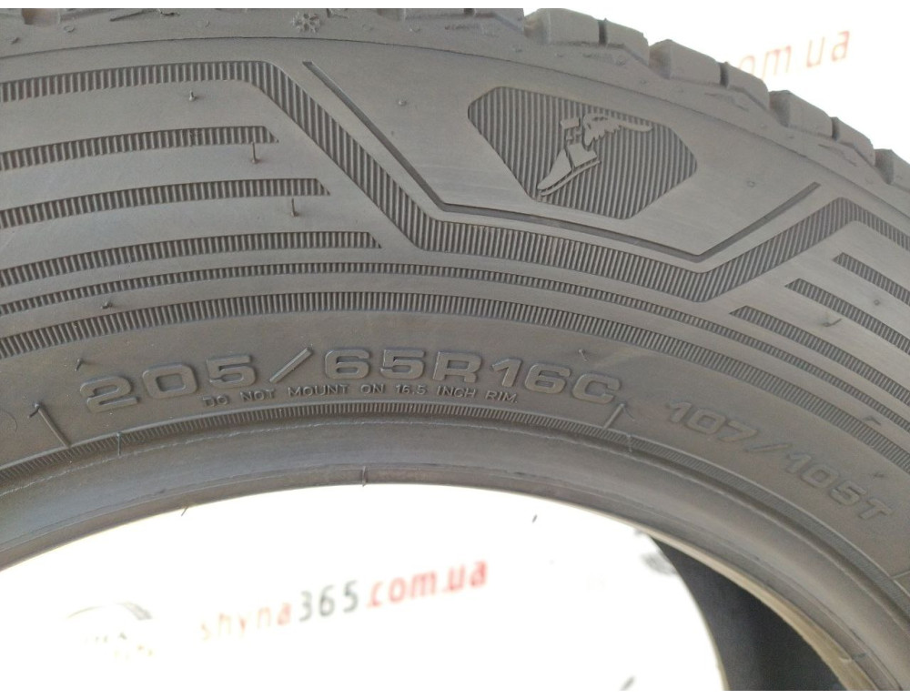 205/65 R16C GOODYEAR VECTOR 4 SEASONS CARGO 7mm