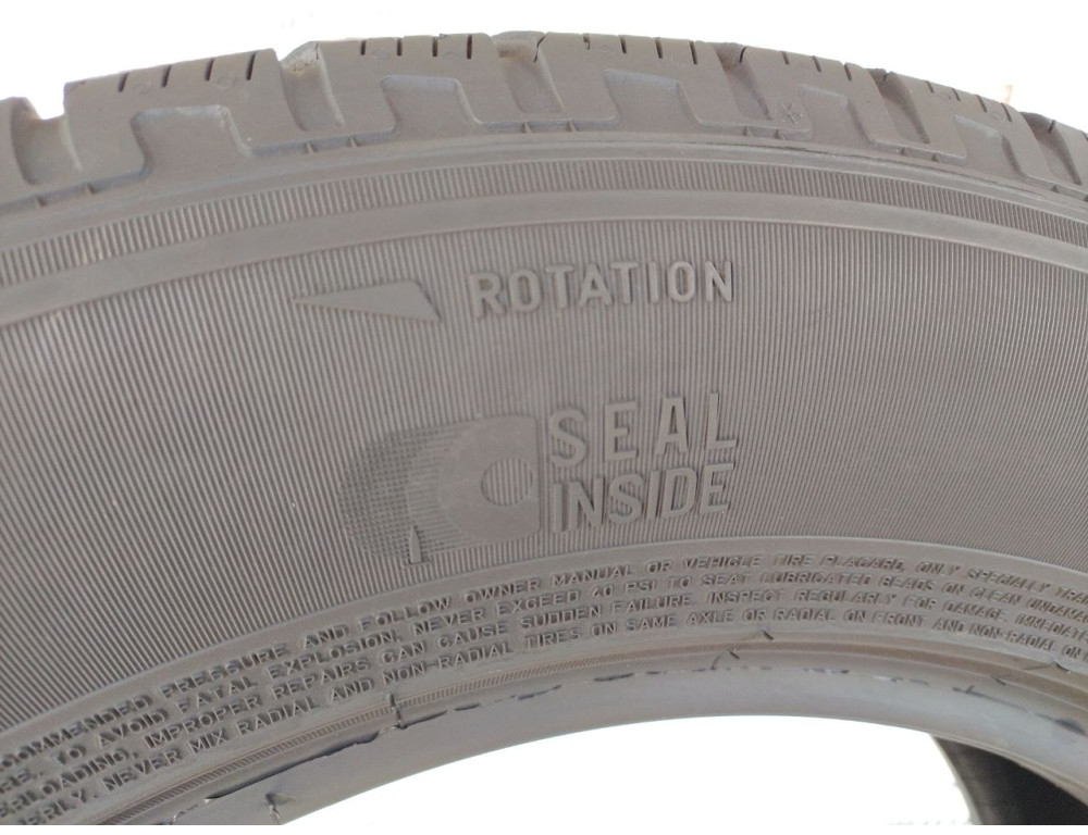 215/65 R17 PIRELLI SCORPION WINTER SEAL INSIDE 5mm