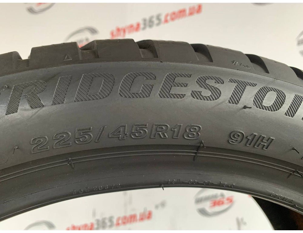225/45 R18 BRIDGESTONE BLIZZAK LM001 7mm