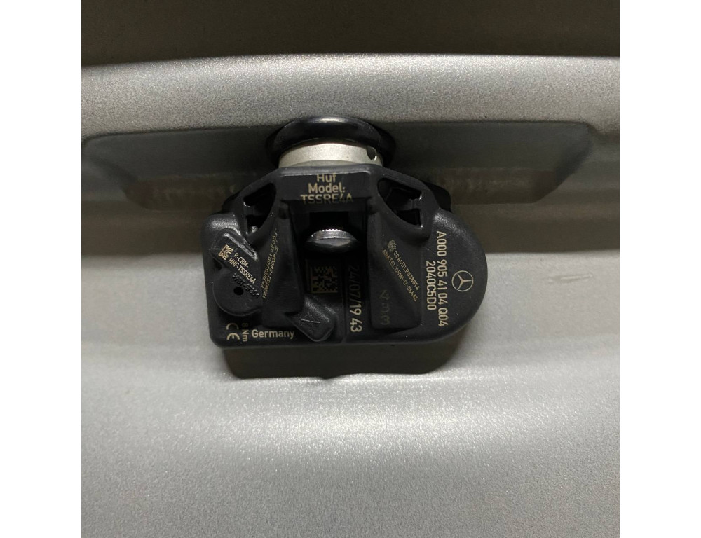 ДИСКИ БУ MERCEDES A1774010400 R17 6.5J PCD 5X112 ET44 DIA66.6 G