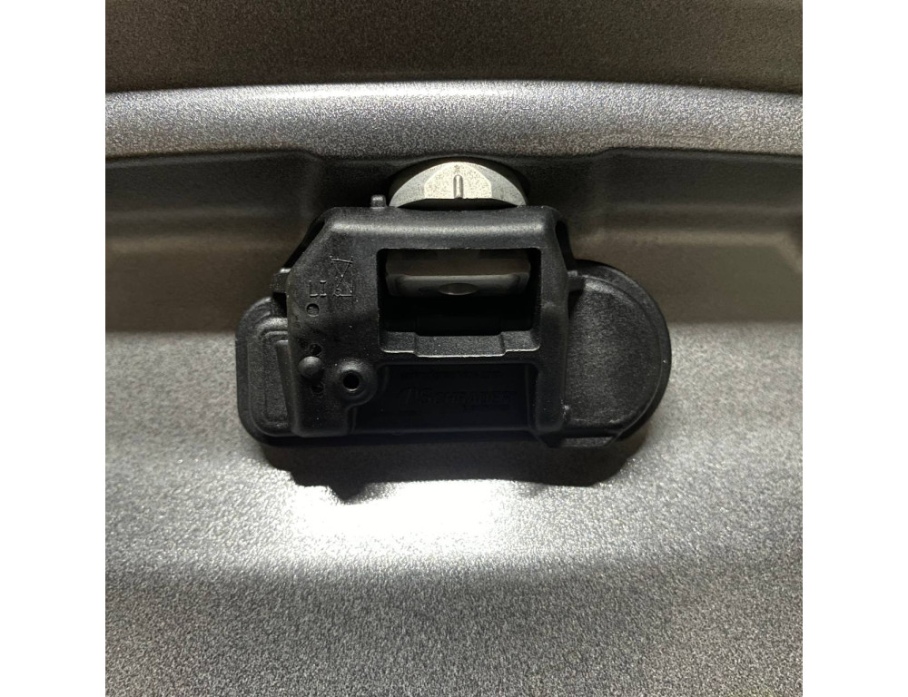 ДИСКИ БУ MERCEDES A2054010800 R17 7J PCD 5X112 ET48.5 DIA66.6 GMF