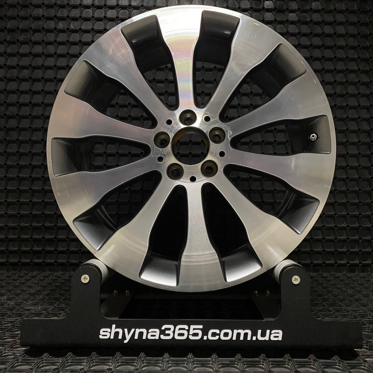 ДИСКИ БУ MERCEDES A1664013400 R20 8.5J PCD 5X112 ET62 DIA66.6 GMF