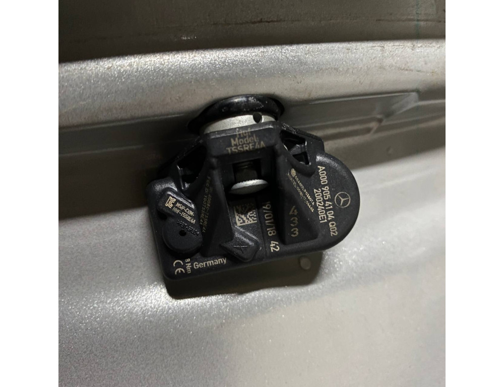 ДИСКИ БУ MERCEDES A1774011200 R17 6.5J PCD 5X112 ET44 DIA66.6 S