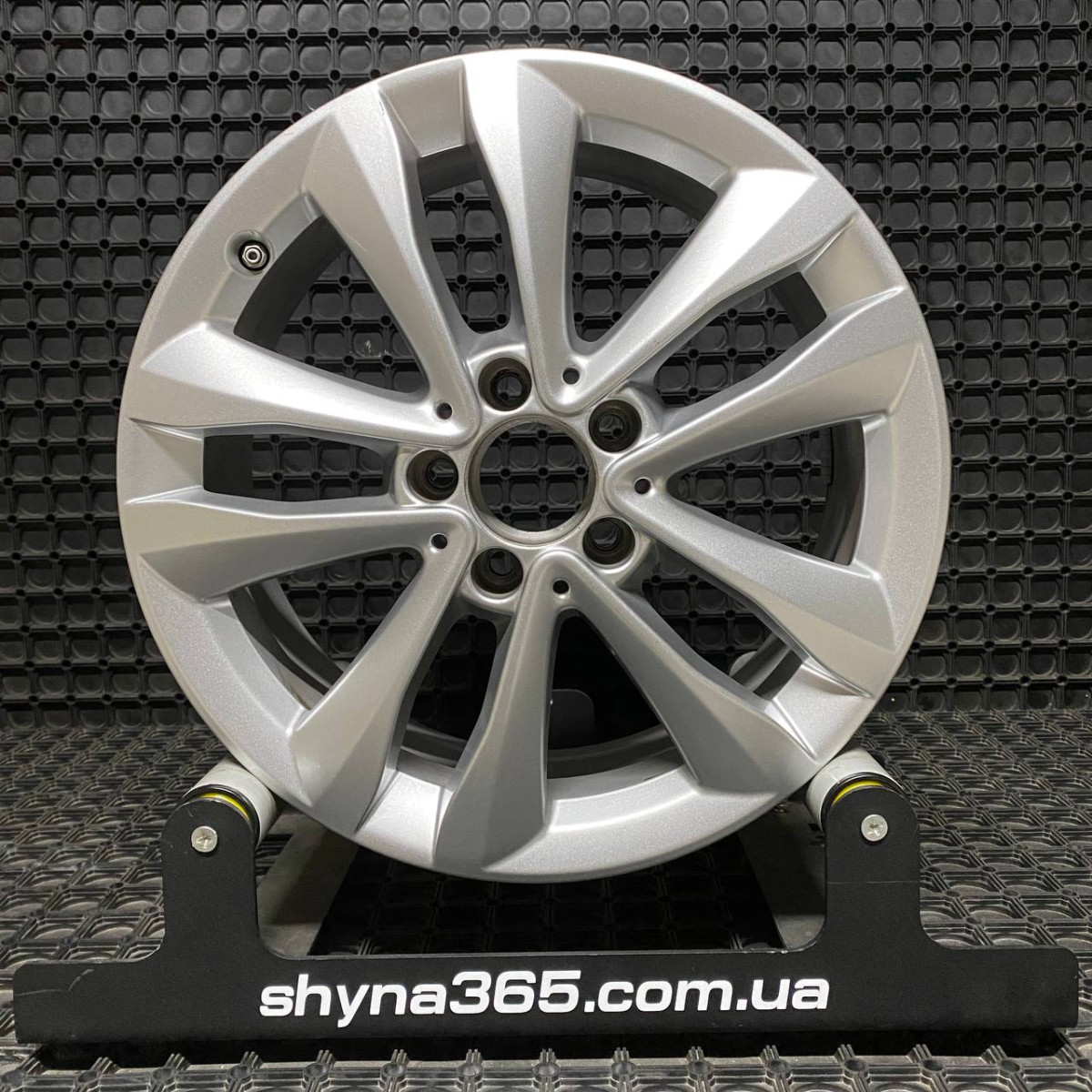 ДИСКИ БУ MERCEDES A2054018000 R17 7J PCD 5X112 ET48.5 DIA66.6 S