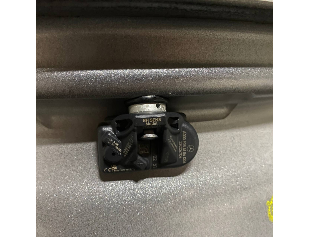 ДИСКИ БУ MERCEDES A1774010600 R18 7.5J PCD 5X112 ET49 DIA66.6 GMF