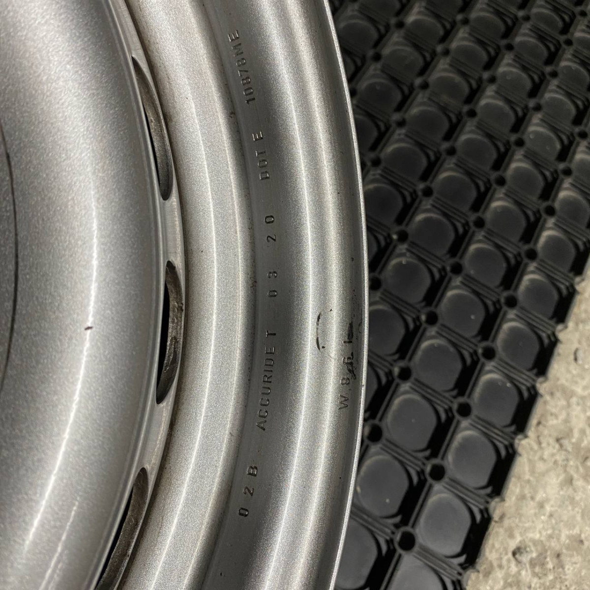 ДИСКИ СТАЛЕВІ БУ MERCEDES A0014019102 R16 6.5J PCD 6X130 ET54 DIA84.1 S