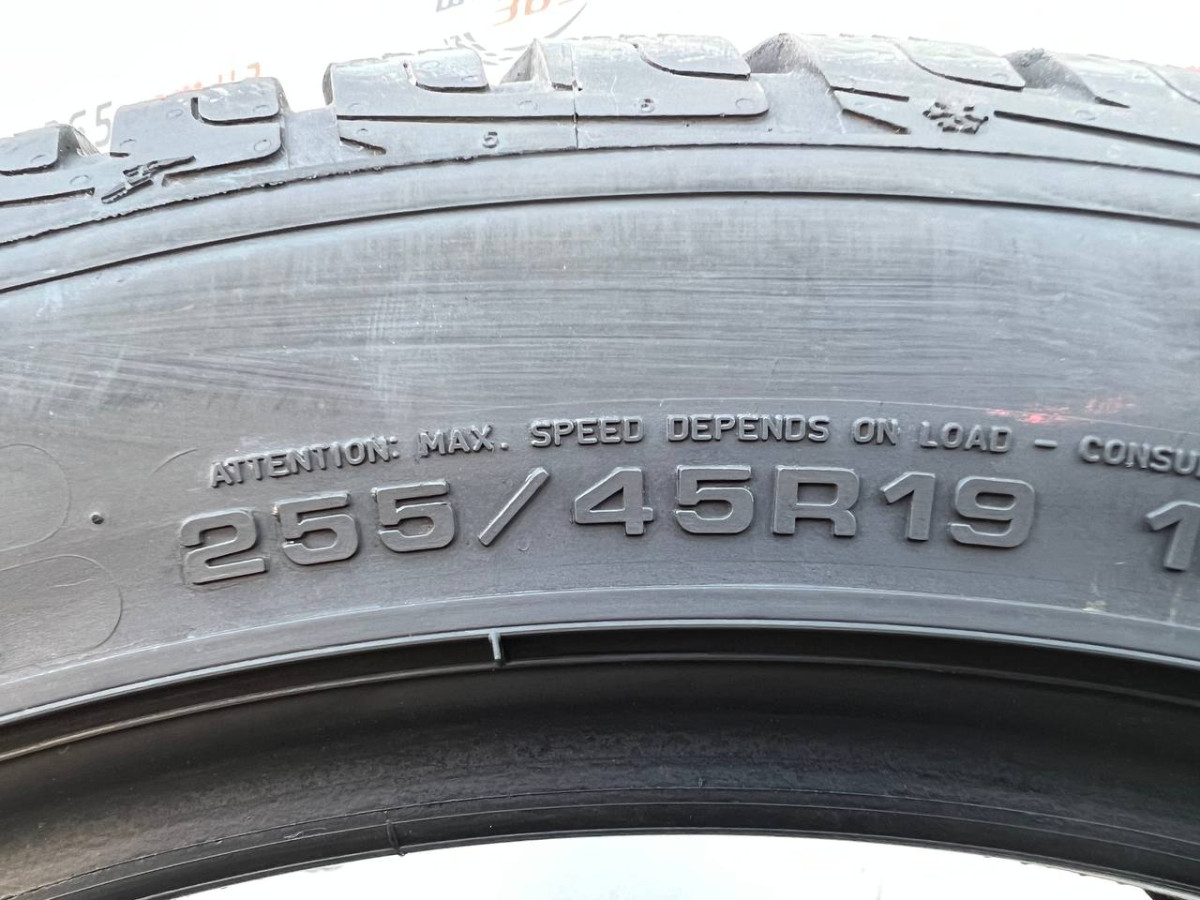 255/45 R19 GOODYEAR ULTRAGRIP PERFORMANCE GEN-1 7mm