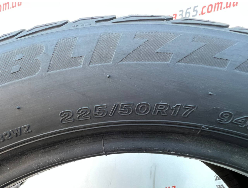 225/50 R17 BRIDGESTONE BLIZZAK LM-32 5mm