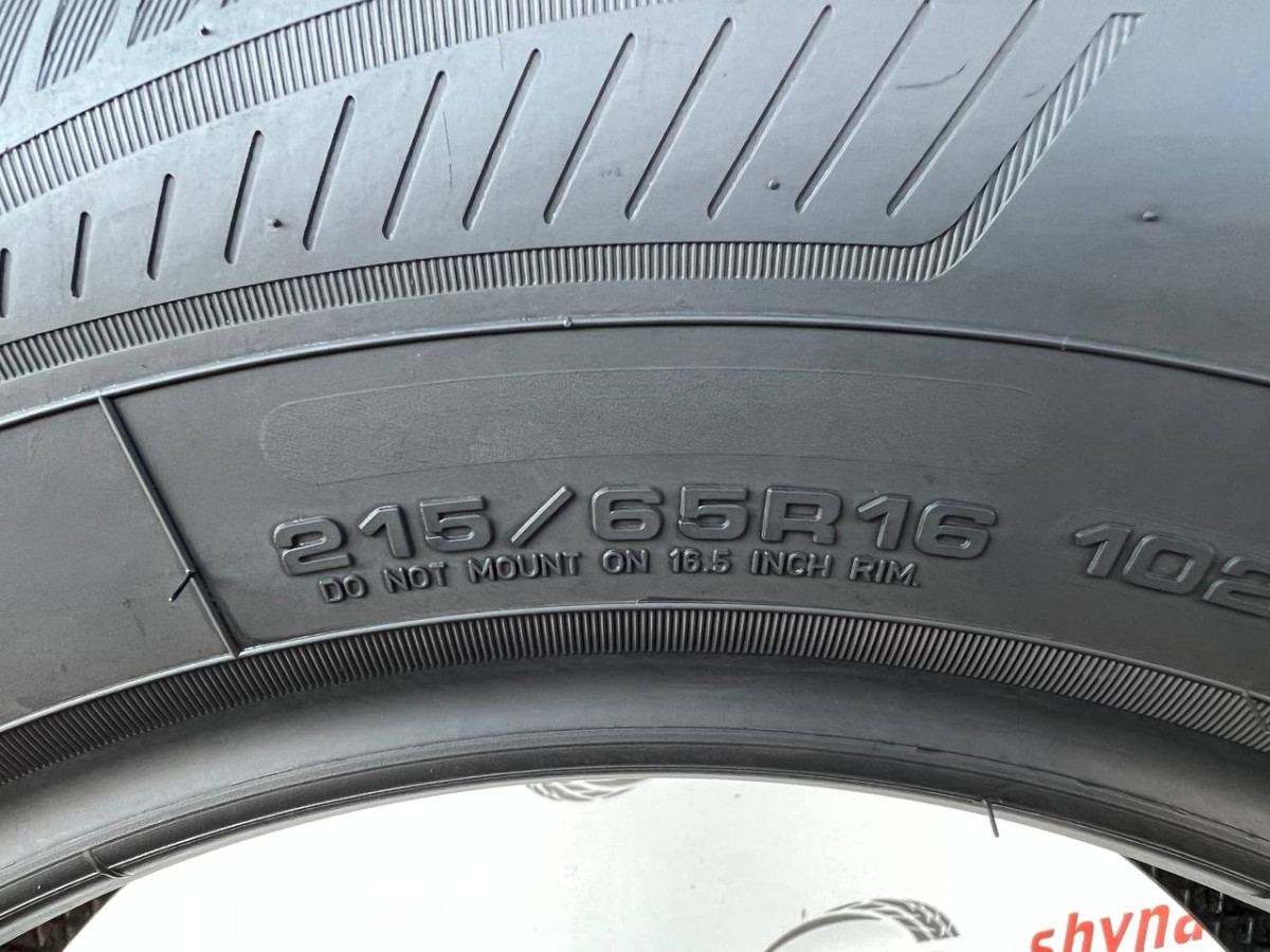 215/65 R16 GOODYEAR VECTOR 4 SEASONS GEN-3 7mm
