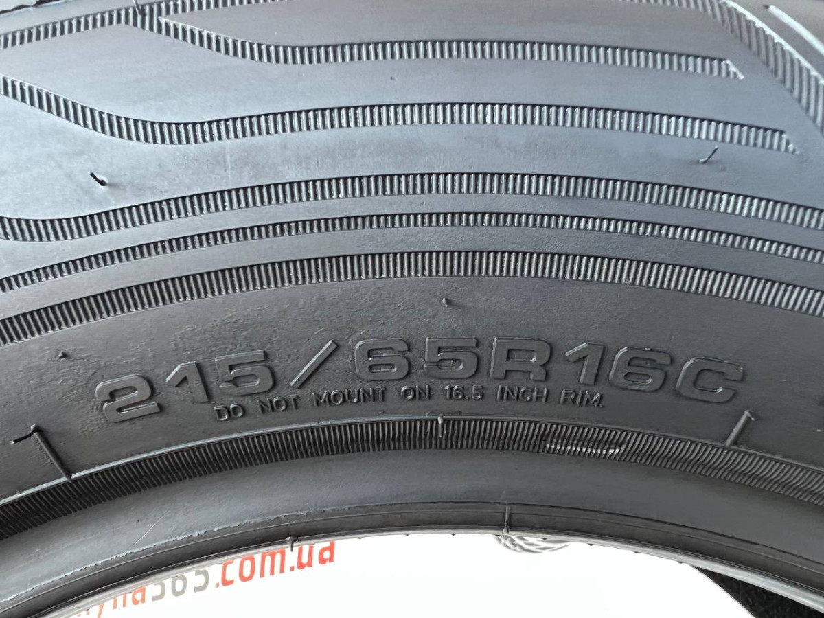 215/65 R16C GOODYEAR VECTOR 4 SEASONS CARGO 8mm