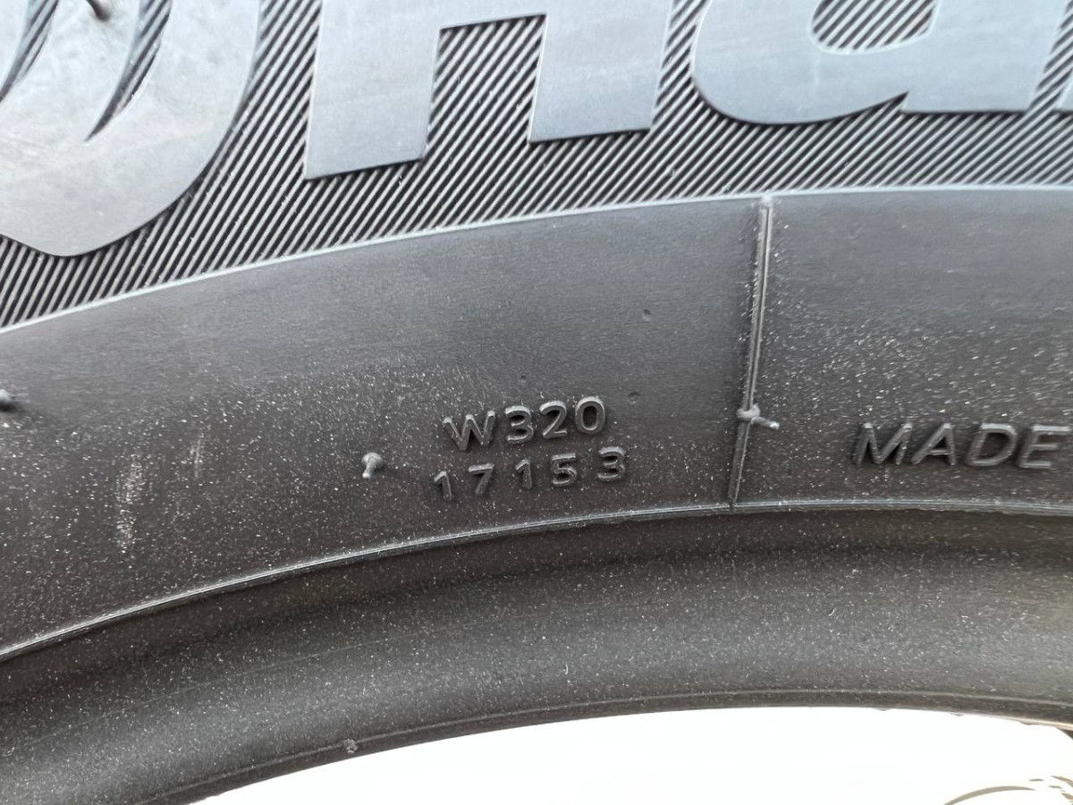 205/55 R17 HANKOOK WINTER I CEPT EVO2 W320 4mm