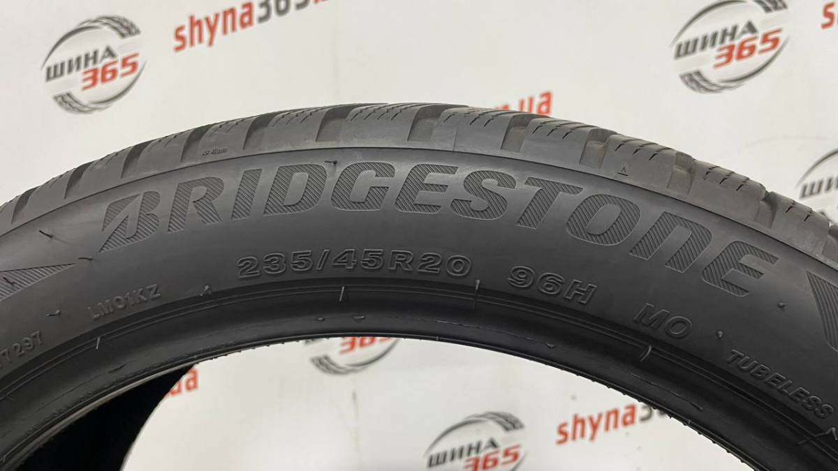 235/45 R20 BRIDGESTONE BLIZZAK LM001 7mm