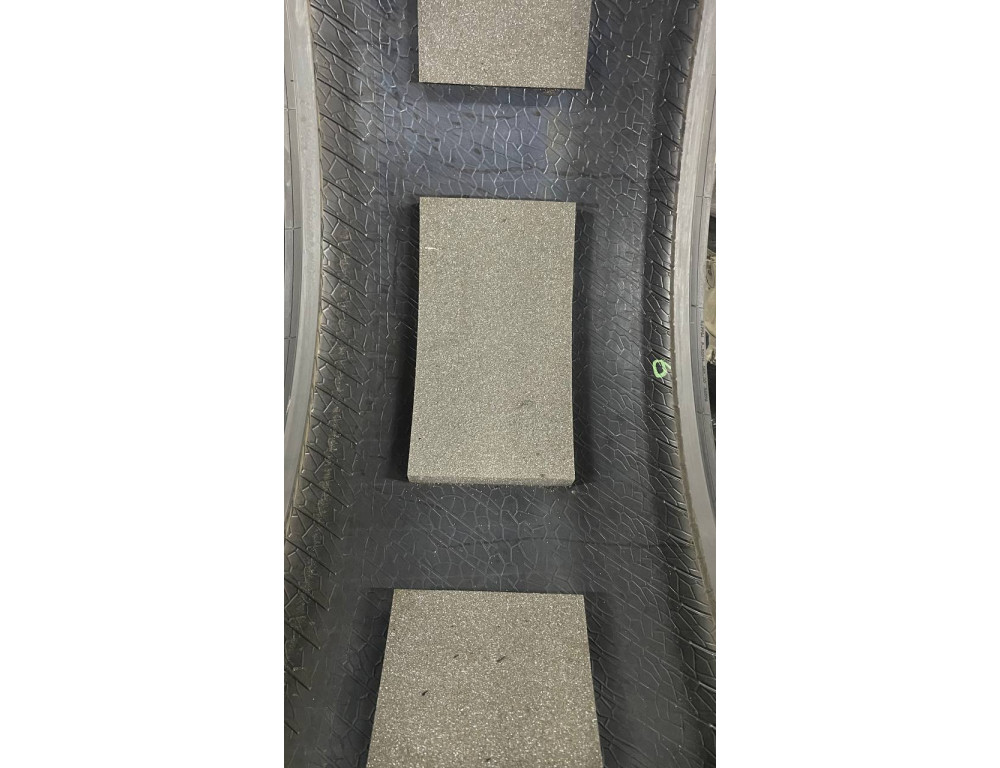 285/30 R22 PIRELLI PZERO WINTER PNCS 4mm