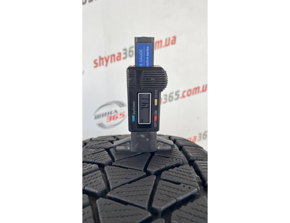 215/70 R16 BRIDGESTONE BLIZZAK DM-V2 7mm