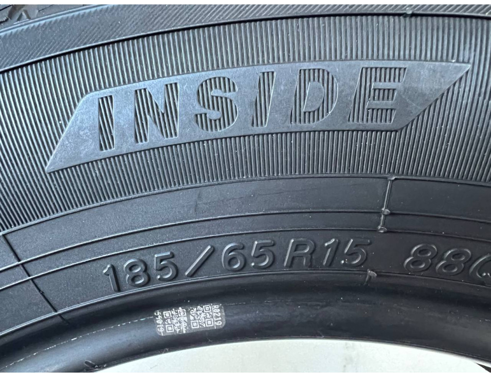 185/65 R15 YOKOHAMA ICE GUARD IG50 PLUS 8mm