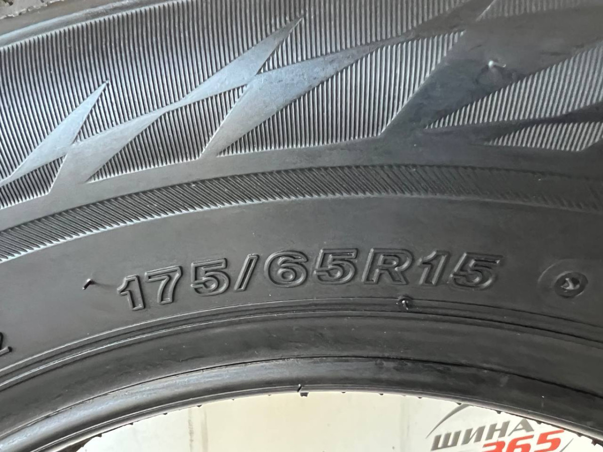 175/65 R15 BRIDGESTONE BLIZZAK VRX2 7mm