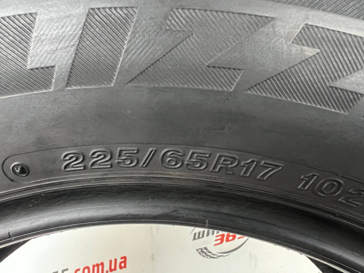 225/65 R17 BRIDGESTONE BLIZZAK DM-V2 7mm