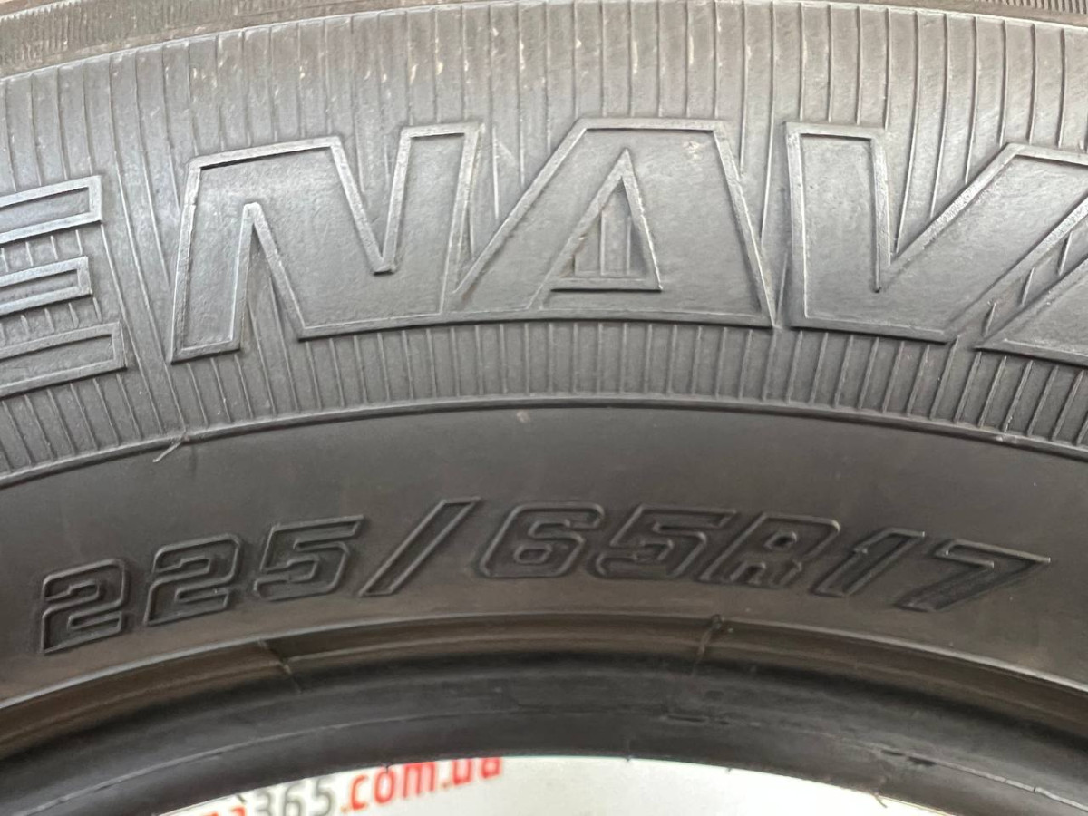 225/65 R17 GOODYEAR ICE NAVI SUV 8mm