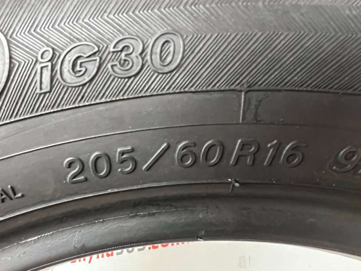 205/60 R16 YOKOHAMA ICE GUARD IG30 7mm