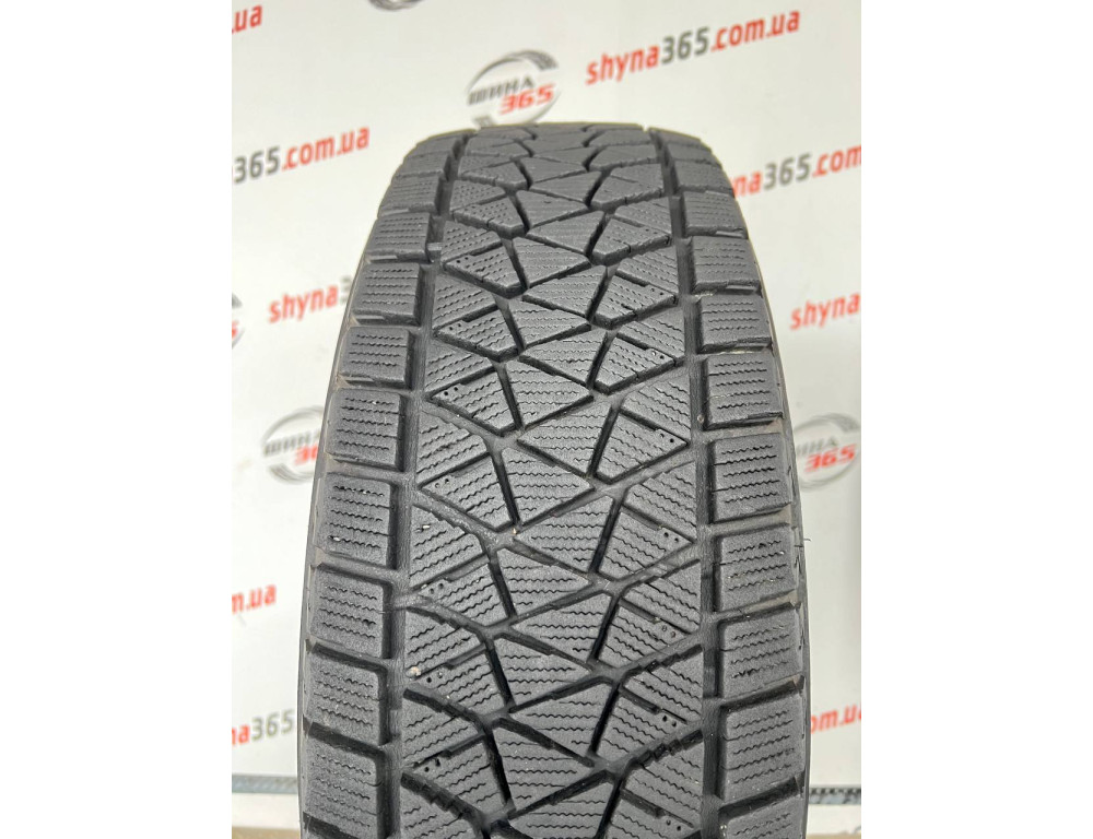 215/70 R16 BRIDGESTONE BLIZZAK DM-V2 8mm