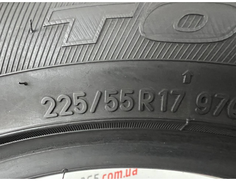 225/55 R17 TOYO OBSERVE GARIT GIZ 8mm