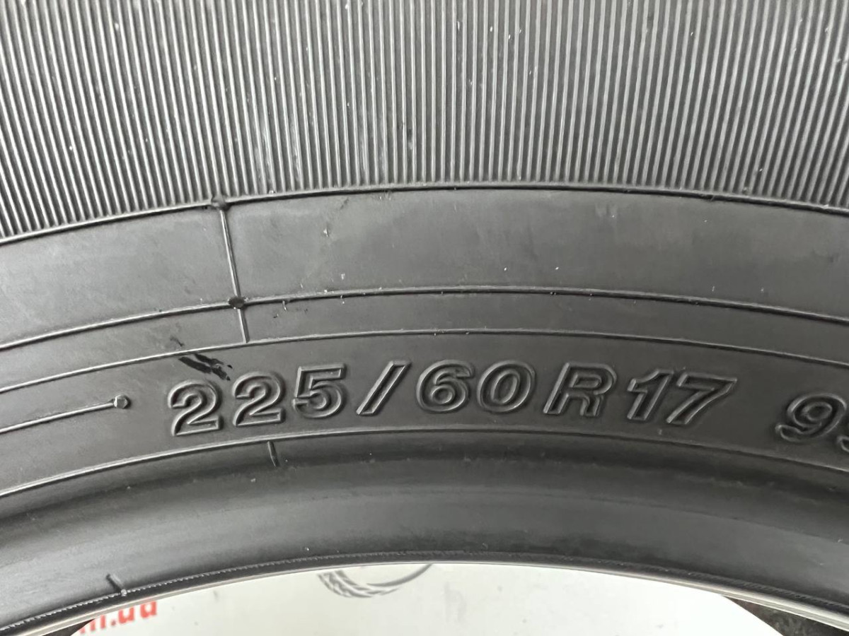 225/60 R17 YOKOHAMA ICE GUARD IG60 7mm