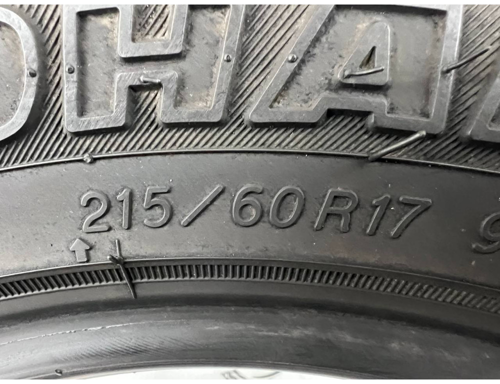 215/60 R17 YOKOHAMA GEOLANDAR I/T-S 8mm