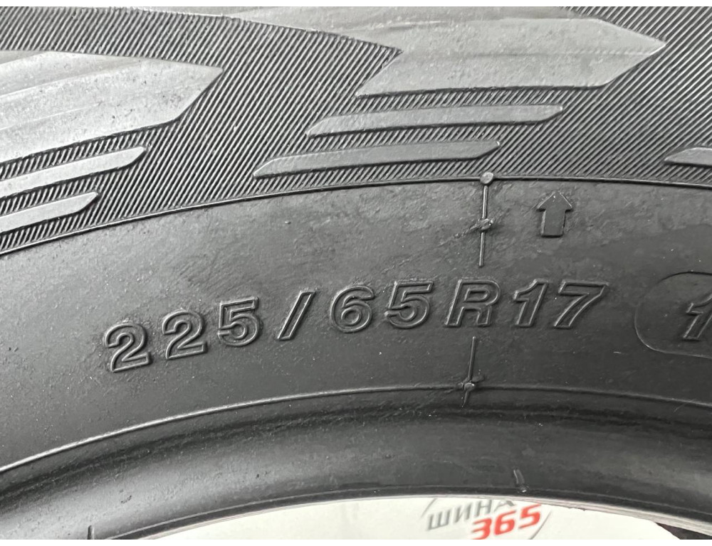 225/65 R17 YOKOHAMA ICE GUARD G075 9mm
