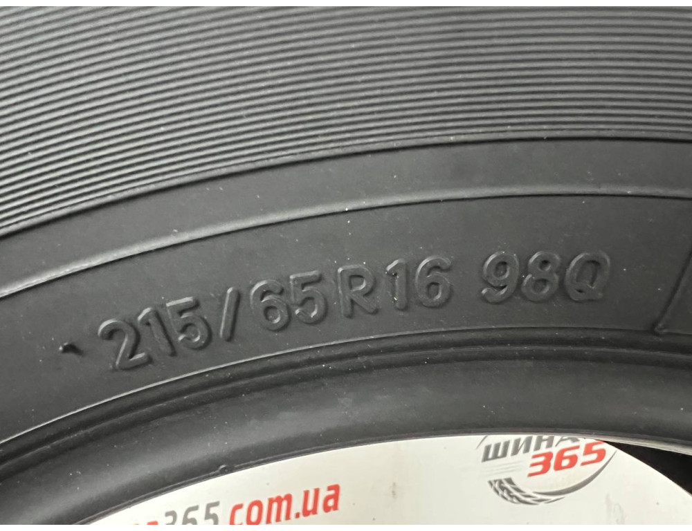 215/65 R16 TOYO WINTER TRANPATH TX 8mm