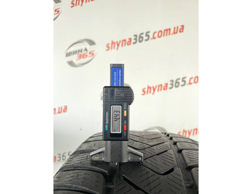 235/55 R18 PIRELLI WINTER SOTTOZERO 3 4mm