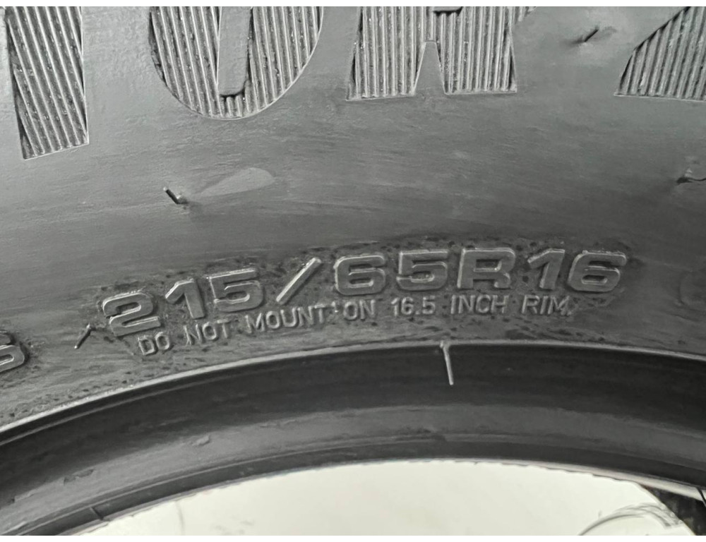 215/65 R16 GOODYEAR VECTOR 4 SEASONS GEN-2 SUV 5mm