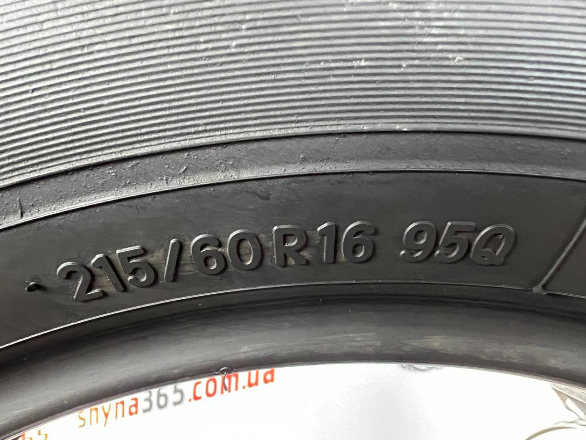 215/60 R16 TOYO WINTER TRANPATH TX 8mm