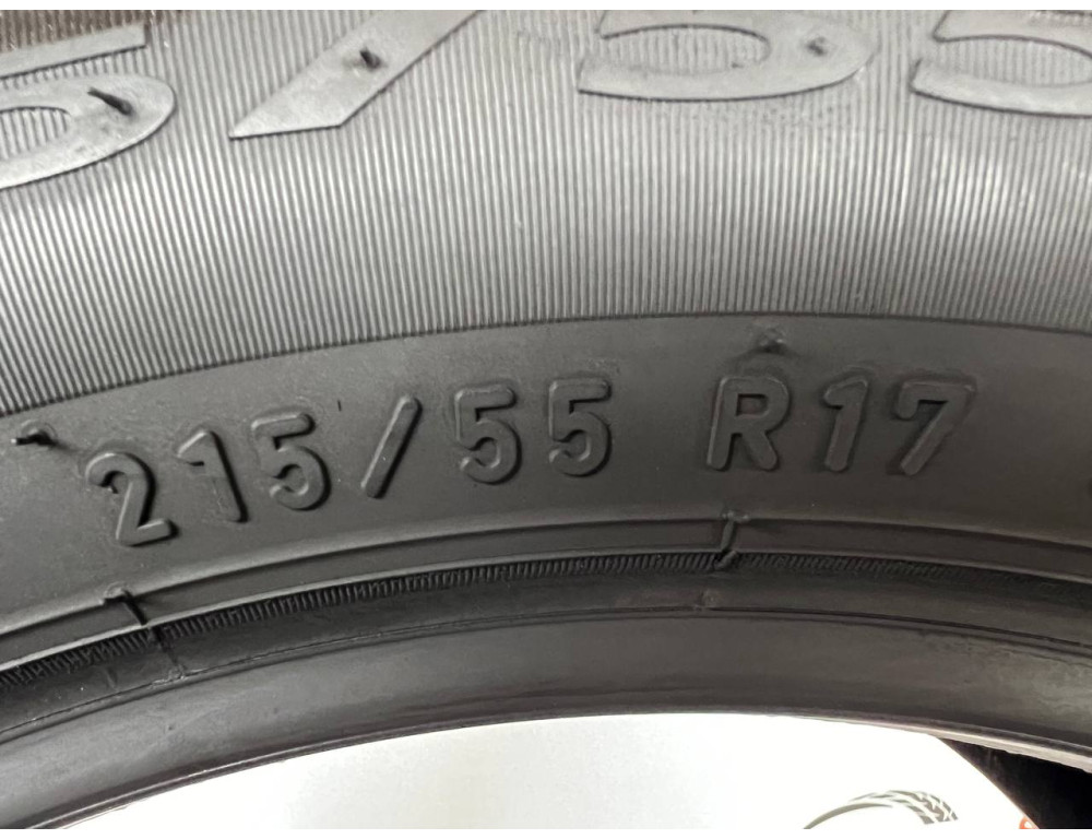 215/55 R17 PIRELLI CINTURATO P7 5mm