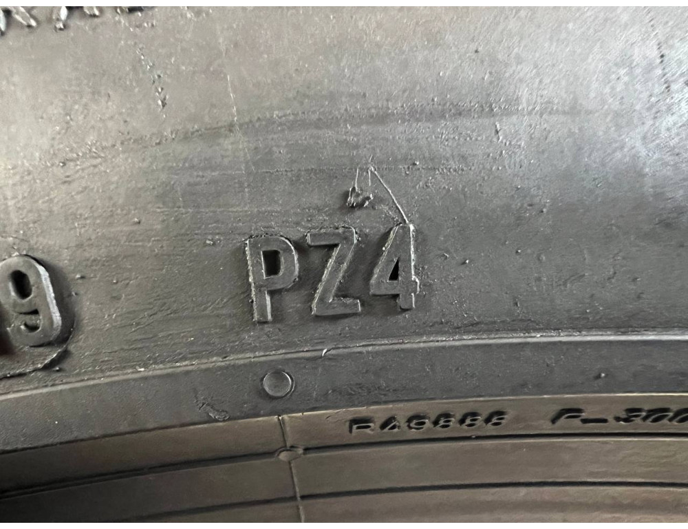 225/45 R19 PIRELLI PZERO PZ4 RUN FLAT 5mm