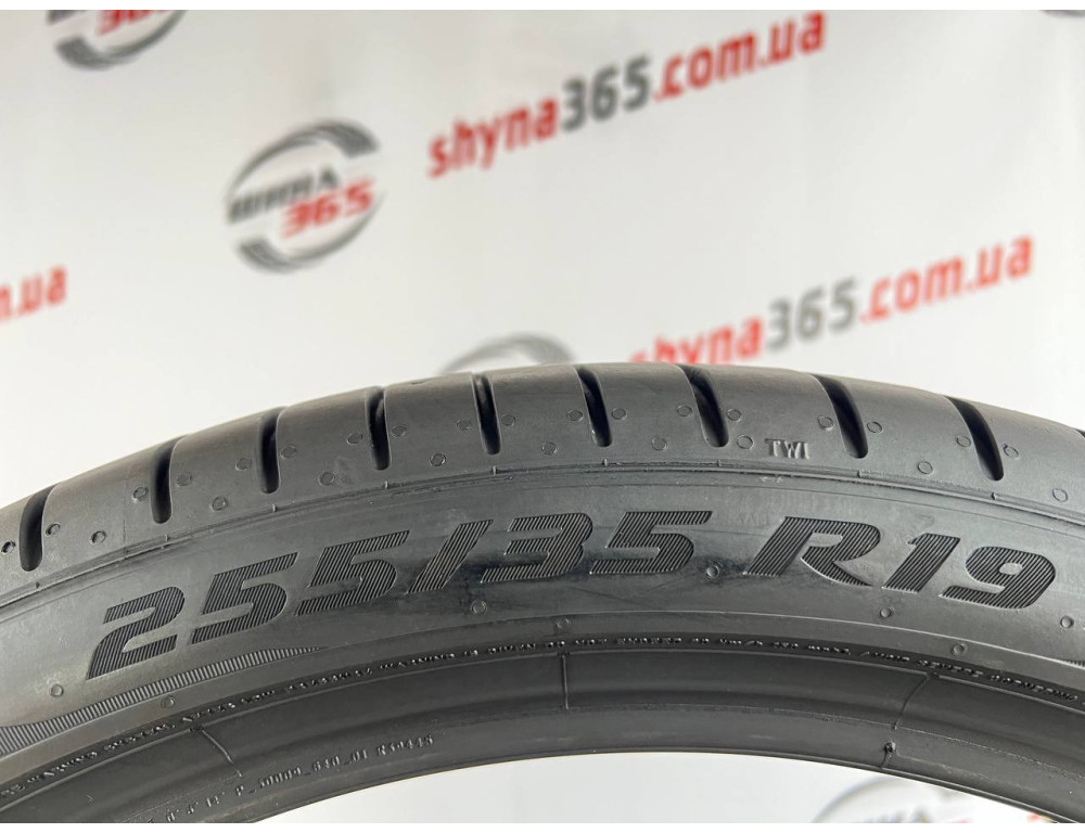 255/35 R19 PIRELLI PZERO PZ4 RUN FLAT 5mm
