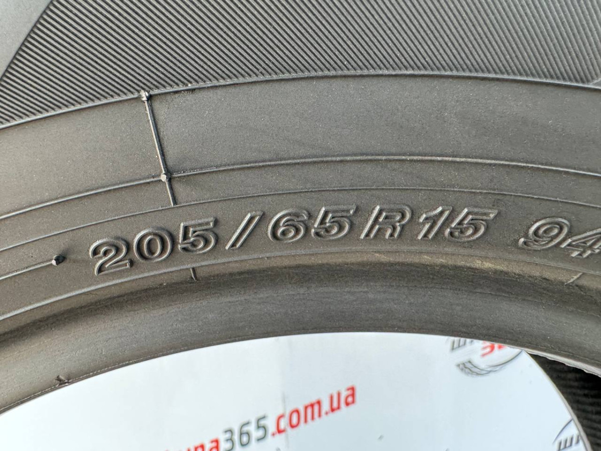 205/65 R15 YOKOHAMA ICE GUARD IG60 8mm