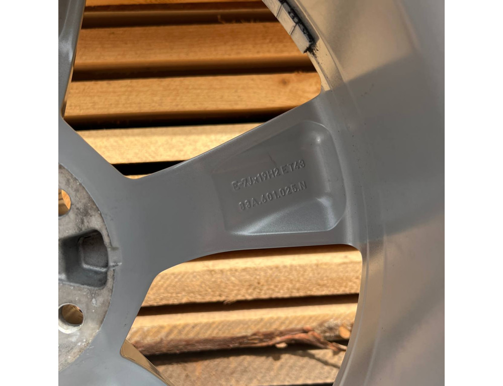 ДИСКИ БУ AUDI 83A601025N R19 7J PCD 5X112 ET43 DIA57.1 S