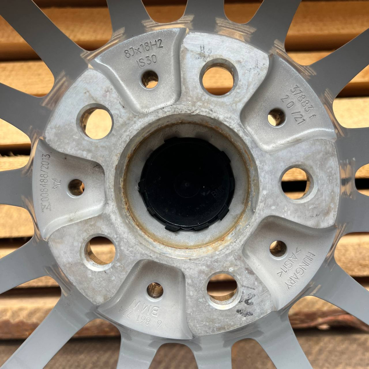 ДИСКИ БУ BMW 6861224 R18 8J PCD 5X112 ET30 DIA66.6 S