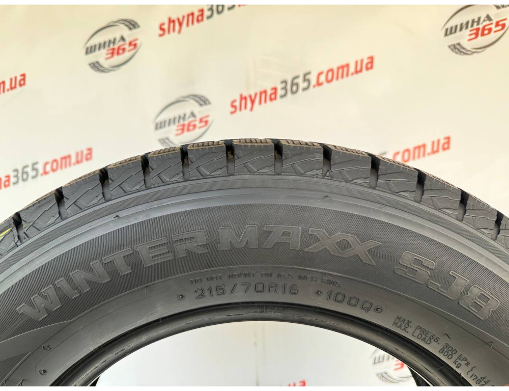 215/70 R16 DUNLOP WINTER MAXX SJ8 9mm