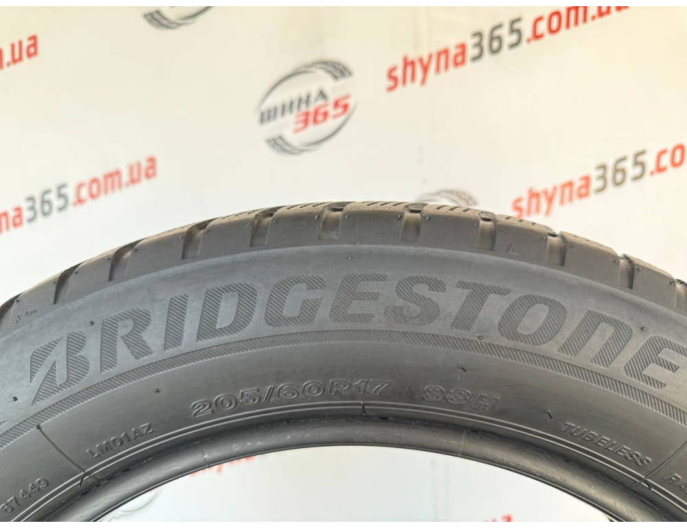 205/60 R17 BRIDGESTONE BLIZZAK LM001 5mm