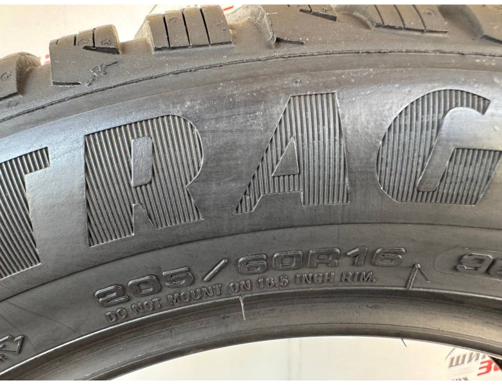 205/60 R16 GOODYEAR ULTRAGRIP 8 6mm