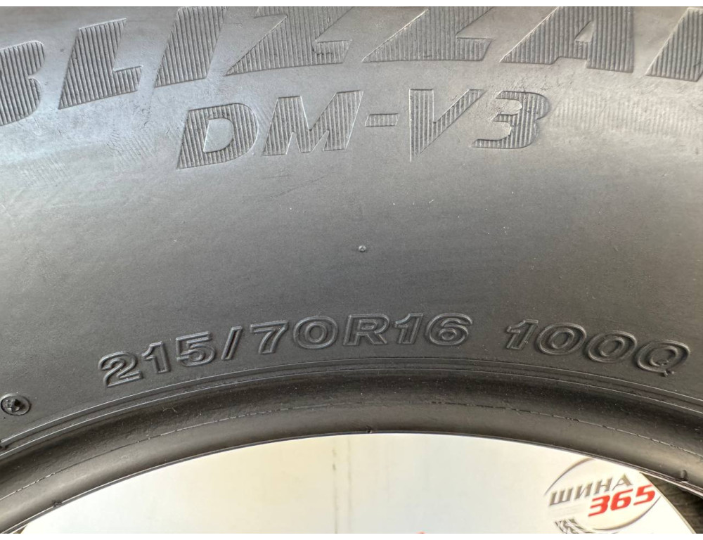 215/70 R16 BRIDGESTONE BLIZZAK DM-V3 7mm