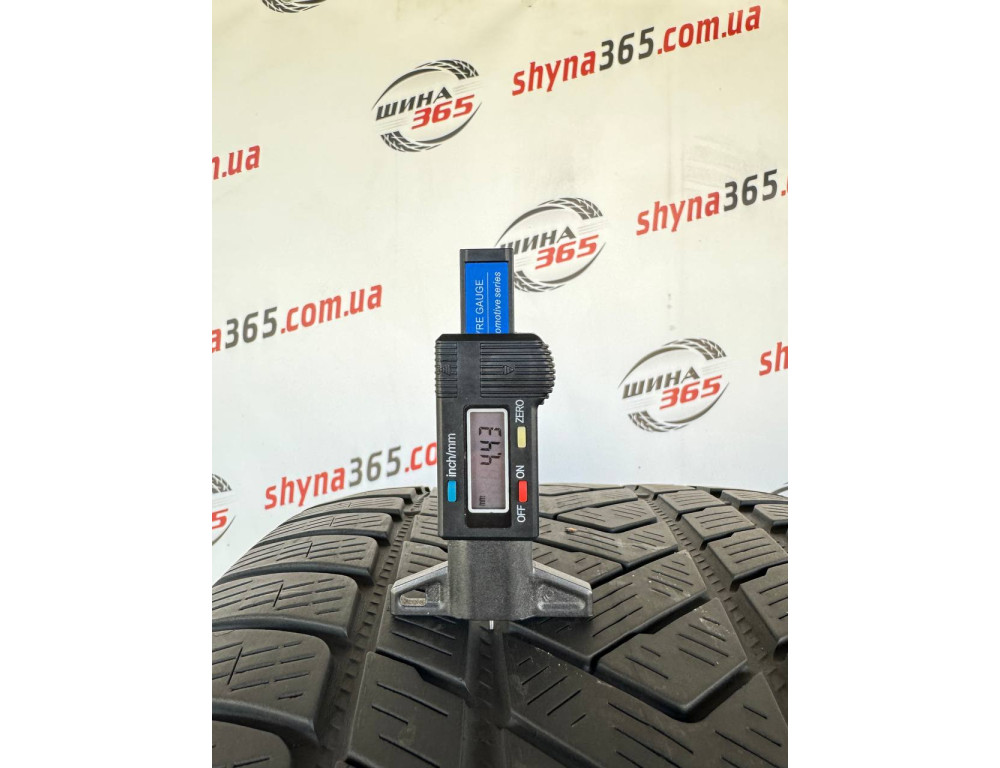 305/35 R21 PIRELLI SCORPION WINTER 4mm