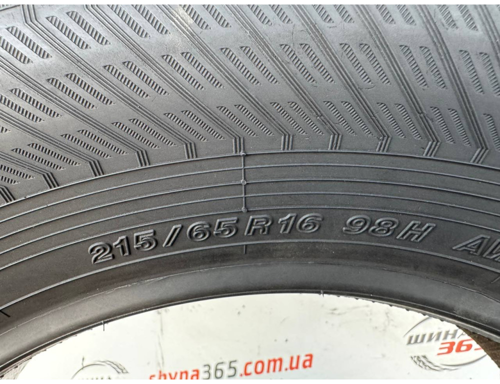 215/65 R16 YOKOHAMA BLUEARTH 4S AW21 7mm
