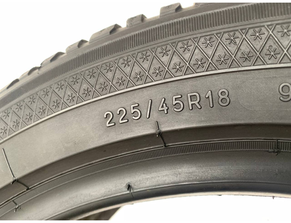 225/45 R18 KLEBER KRISALP HP3 7mm