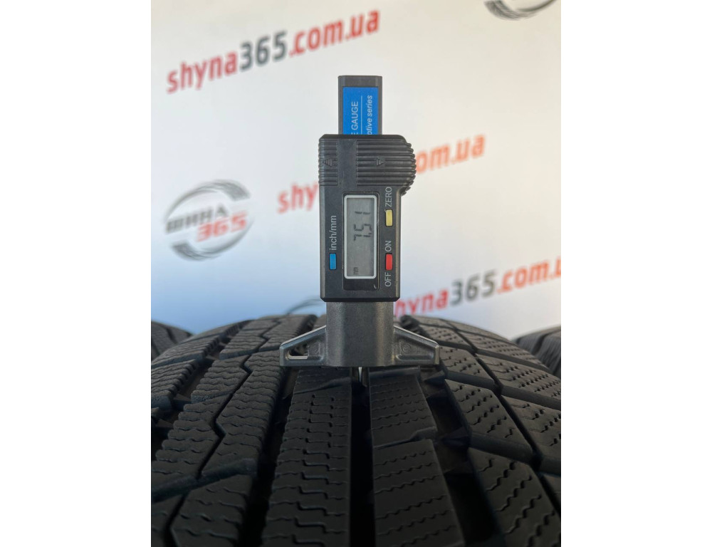 215/70 R16 TOYO WINTER TRANPATH TX 7mm